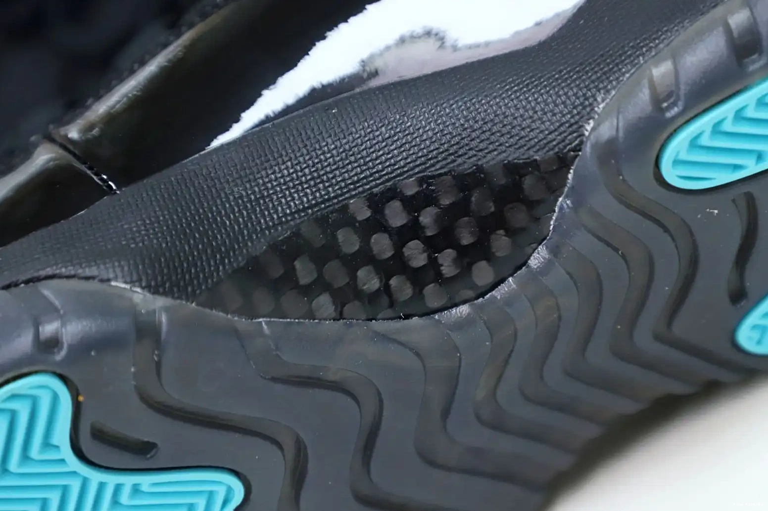 11 RETRO JORDAN AIR BLUE GAMMA Kimikick 0429